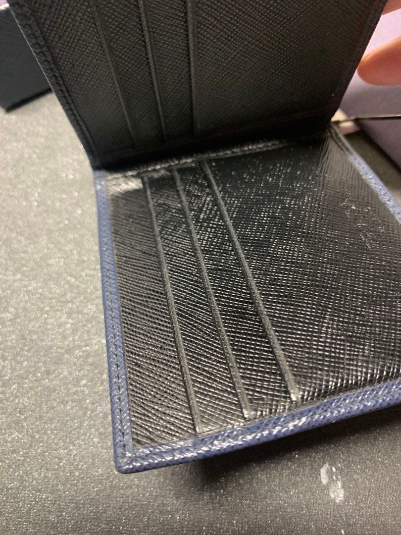 PRADA ネイビー レザー マネークリップ