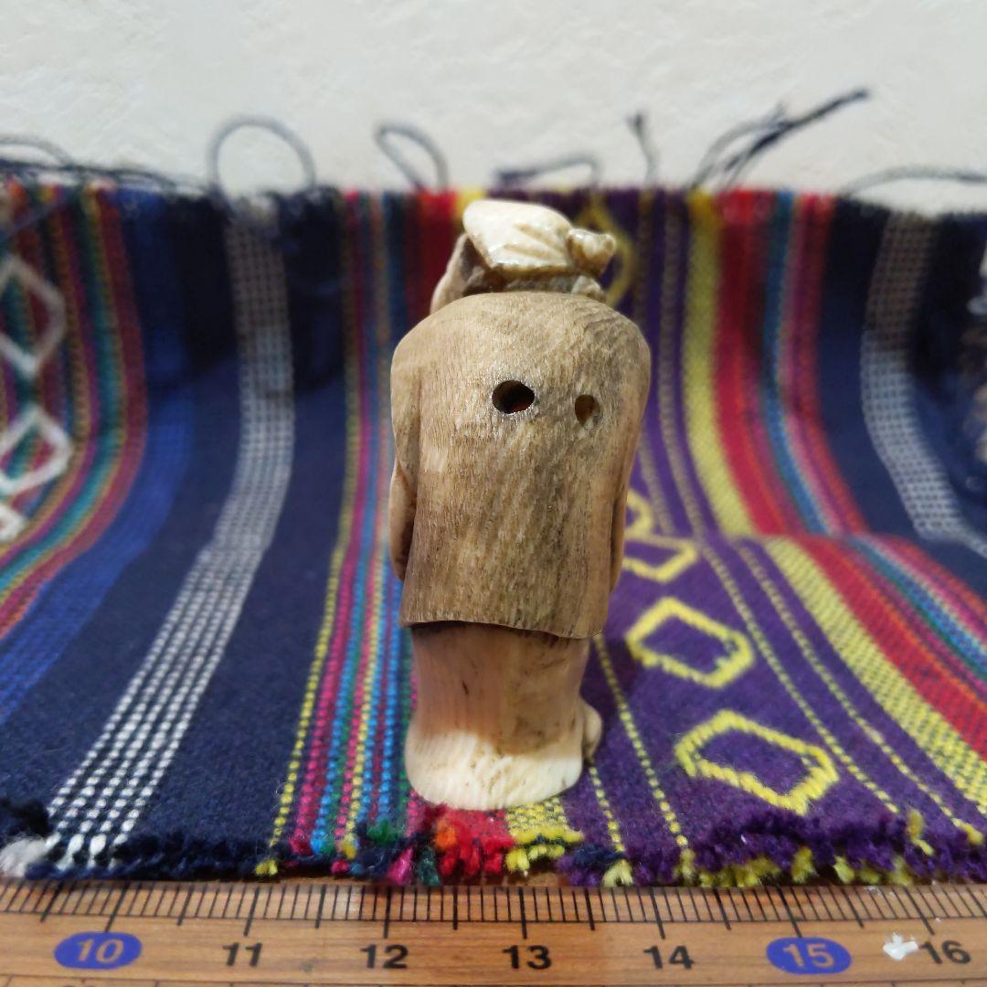 時代提げ物 人物根付 天然素材【翁】高さ約5cm 横幅約3.5cm 重さ約33ｇ