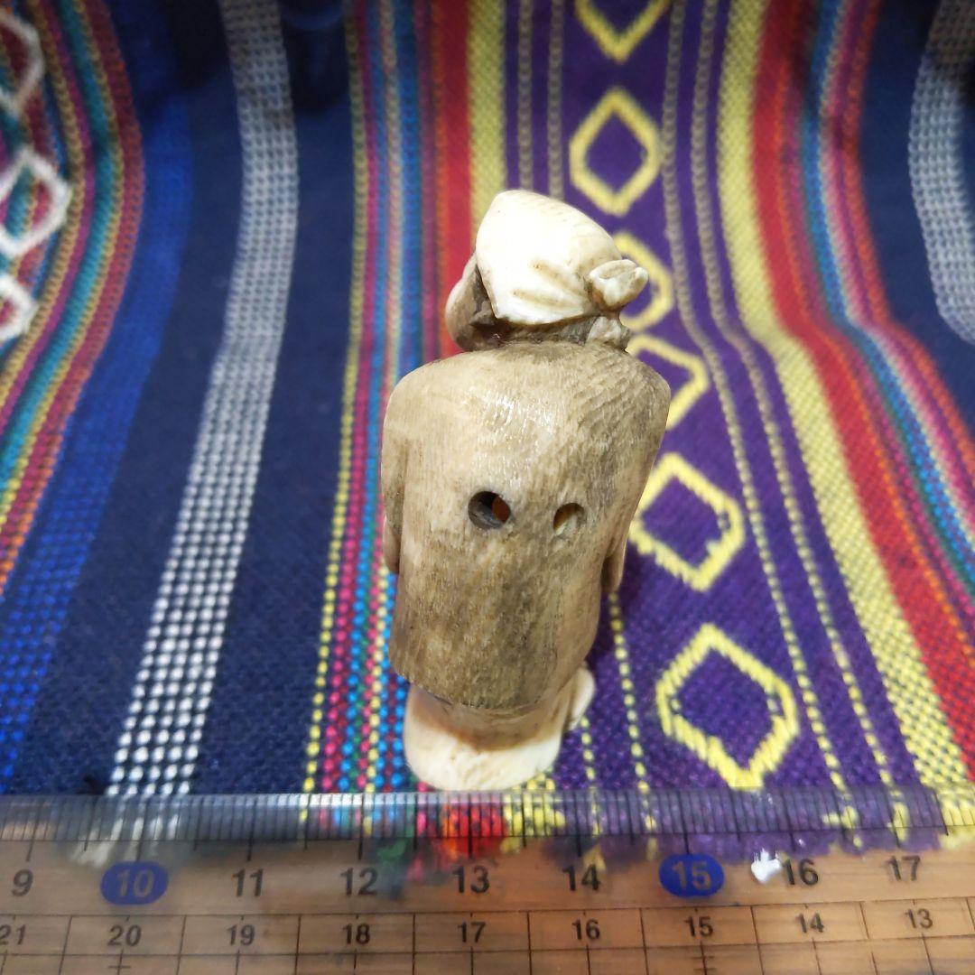 時代提げ物 人物根付 天然素材【翁】高さ約5cm 横幅約3.5cm 重さ約33ｇ