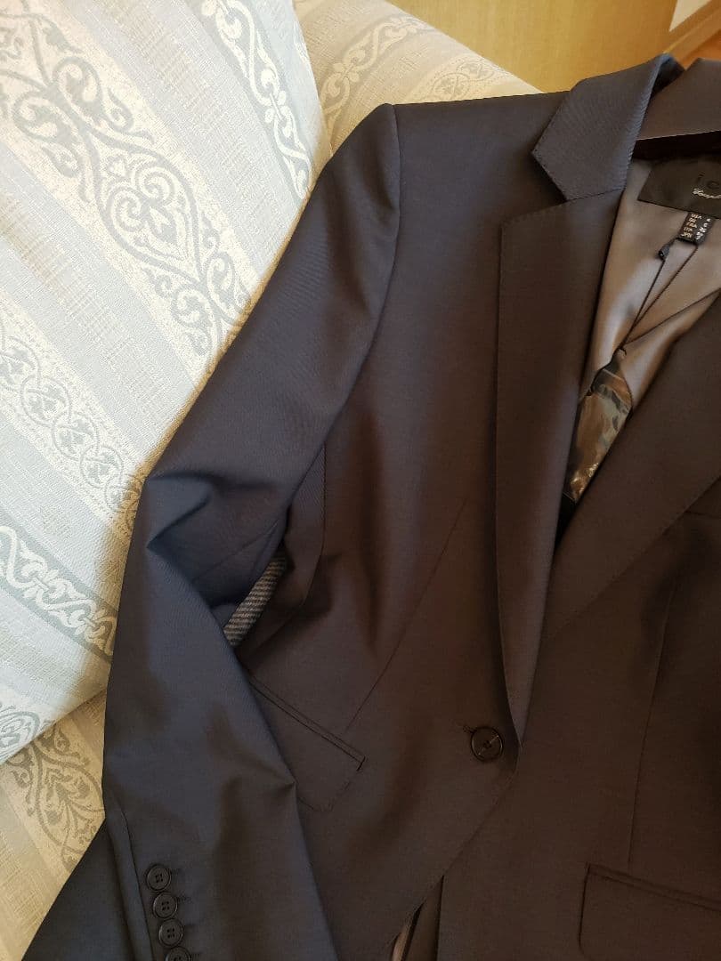 最終値下げ!定価５万　新品タグ付き※ICB アイシービー　テーラードジャケット