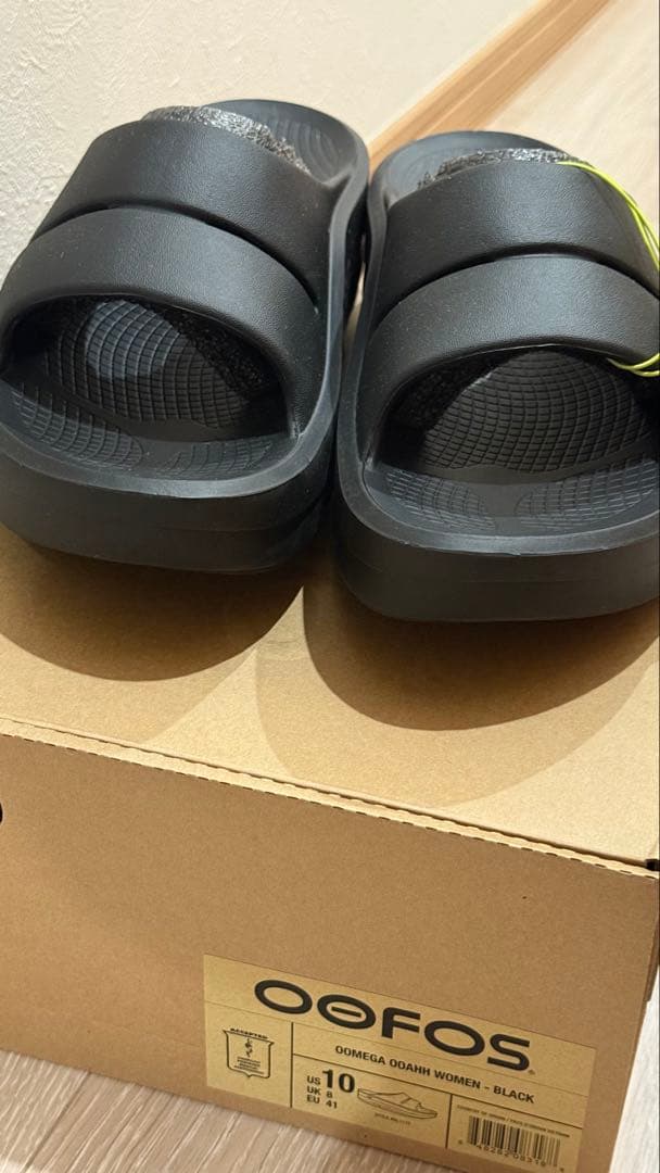 ウーフォス OOFOS OOmega 正規品 27cm