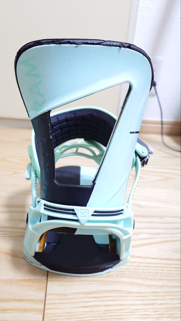 サロモン　ビンディング　ホログラム