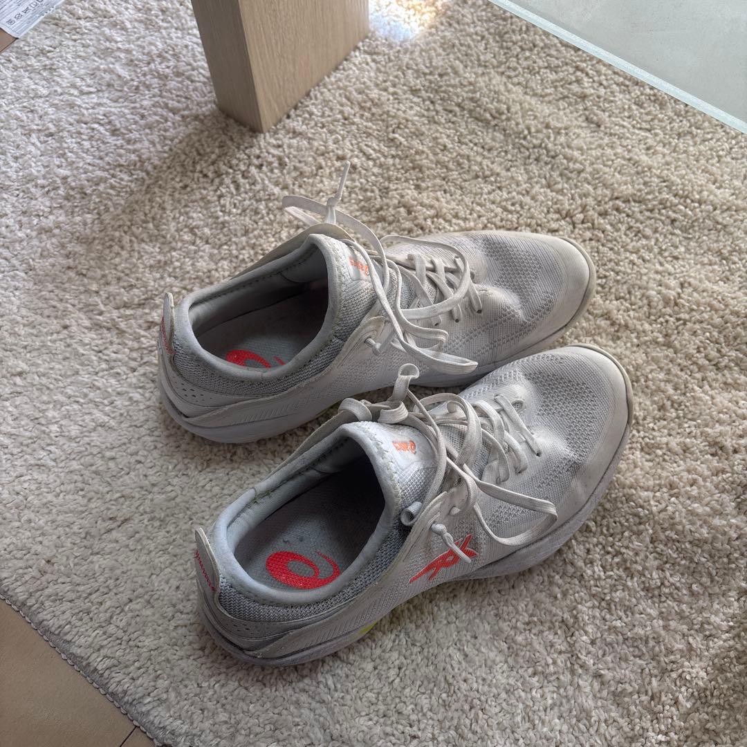 バスケットシューズ