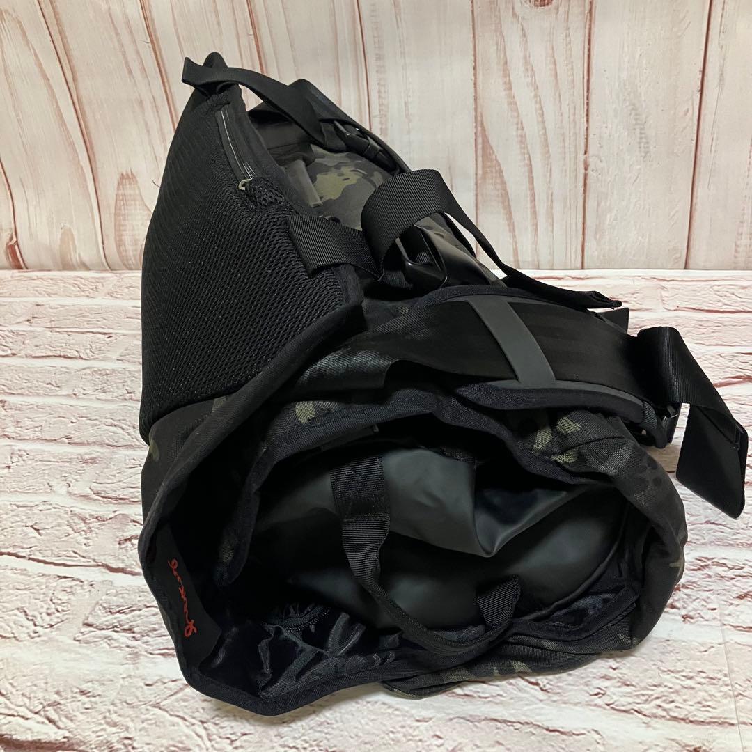 Henty CoPilot Messenger STD ヘンティ スーツバッグ