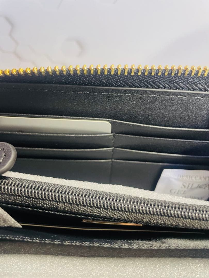 Vivienne Westwood 長財布　黒