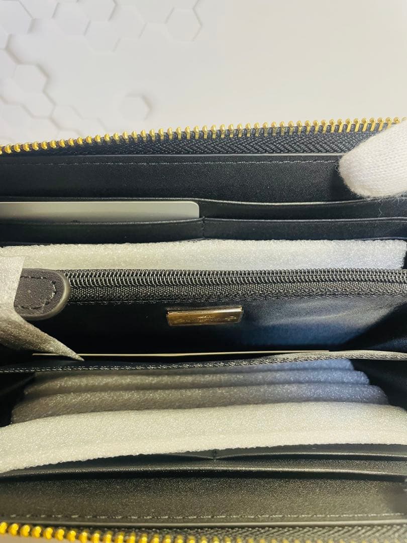 Vivienne Westwood 長財布　黒