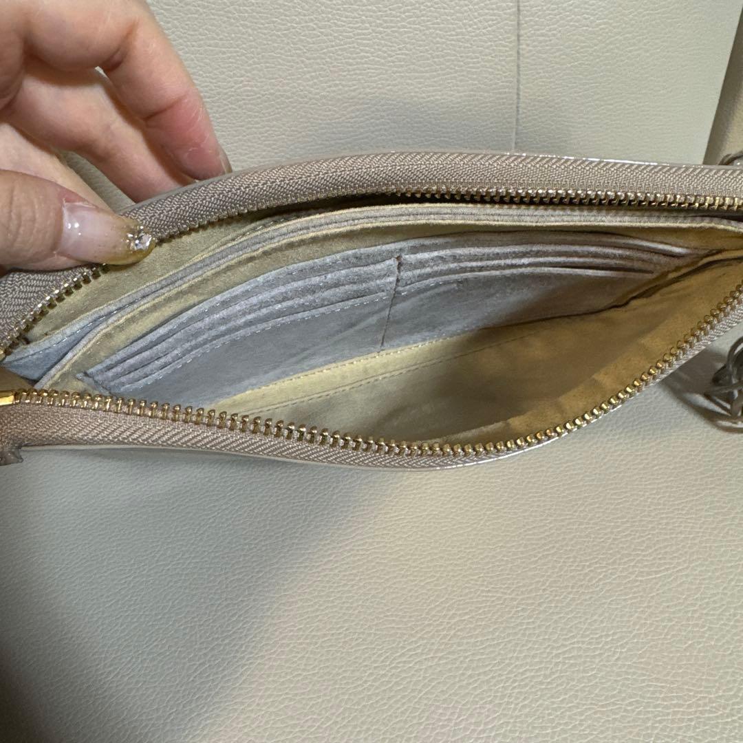 アタオ　ブーブー　エナメル