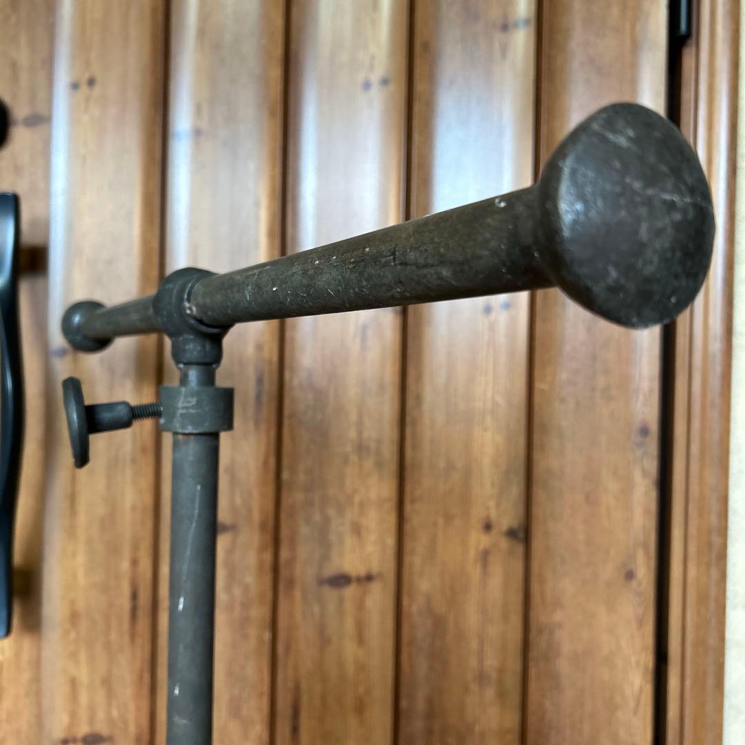 ヴィンテージ アイアン T字ハンガーラック インダストリアル シャビー 無骨