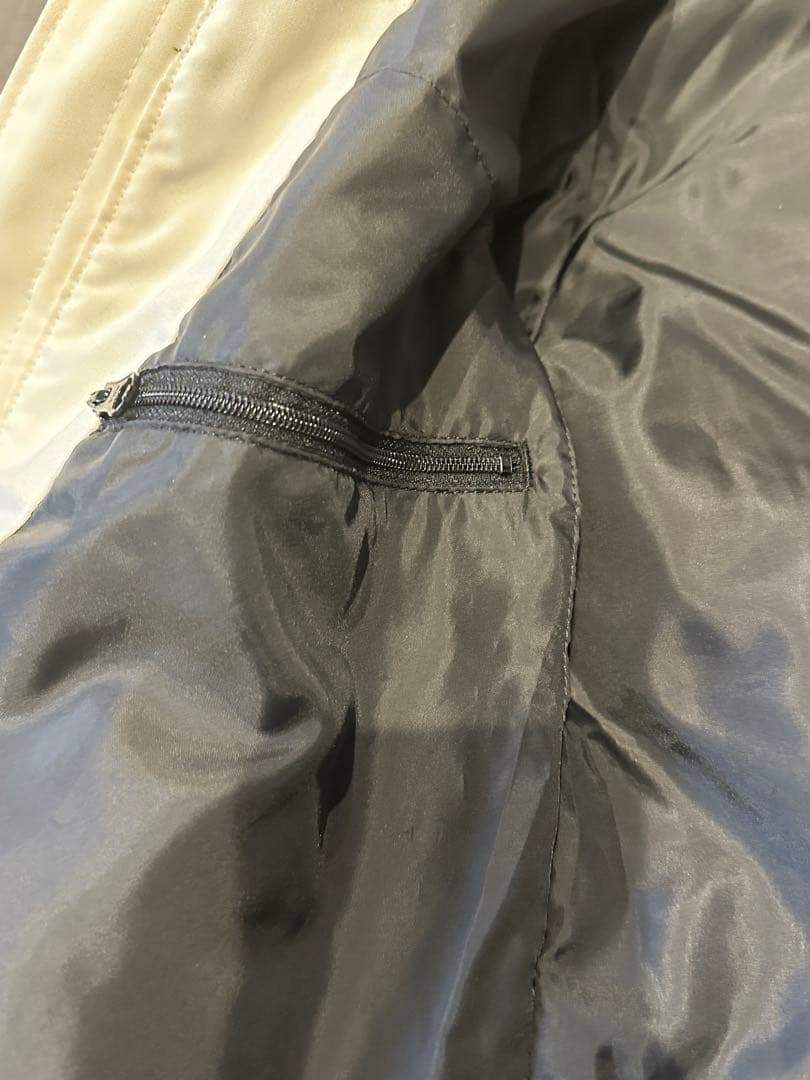 DESCENTE ホワイトスキーウェア 女性用