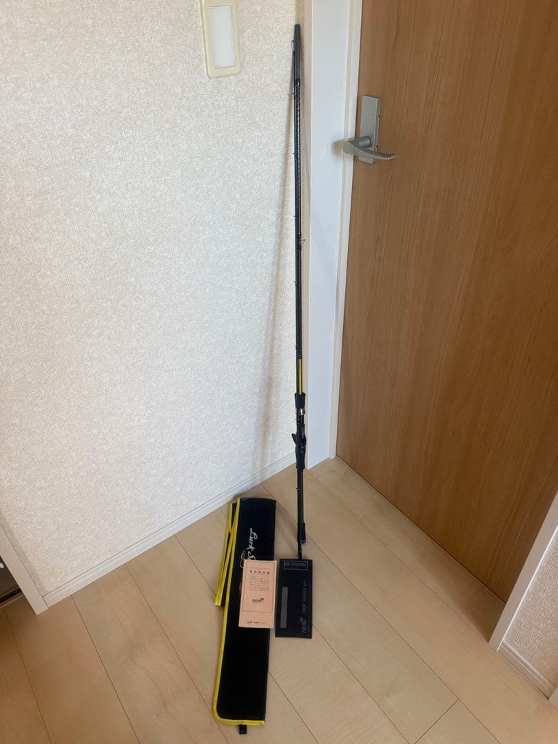 美品！送込！パームス　ラークシューターLSGC-710MH+ ベイトロッド