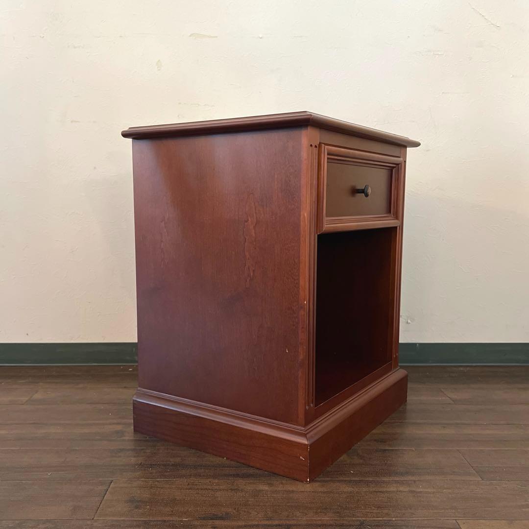 k012r120 LYNN HOLLYN/リンホーリン 大塚家具 ナイトテーブル