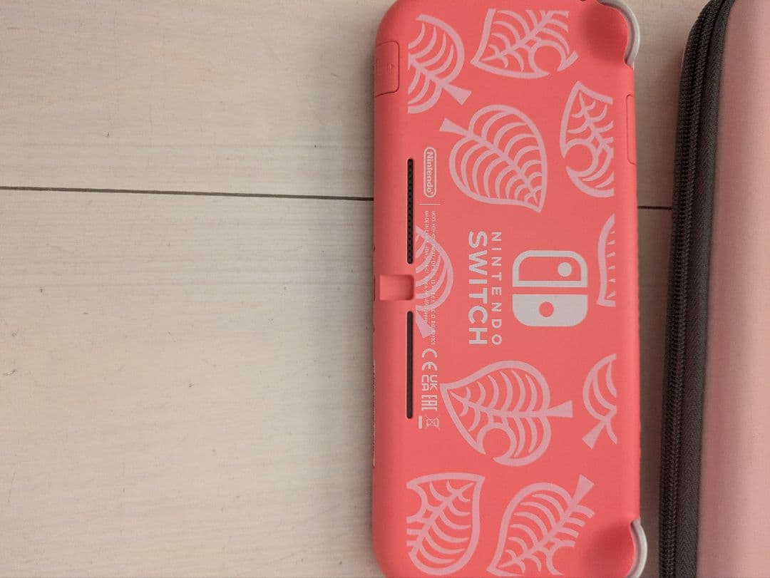 Nintendo Switch Lite コーラル どうぶつの森デザイン