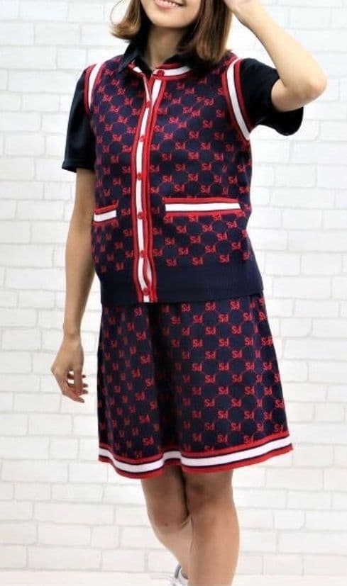 新品未使用☆sandie☆ゴルフ総ロゴニットベストスカートセットアップ紺赤上下M
