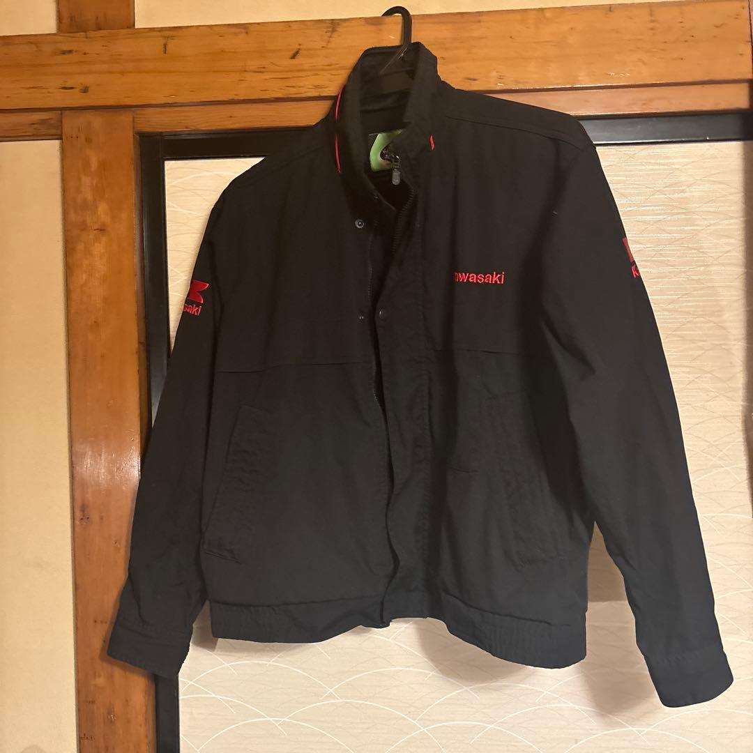 希少　Kawasaki 刺繍ロゴ　黒ジャケット