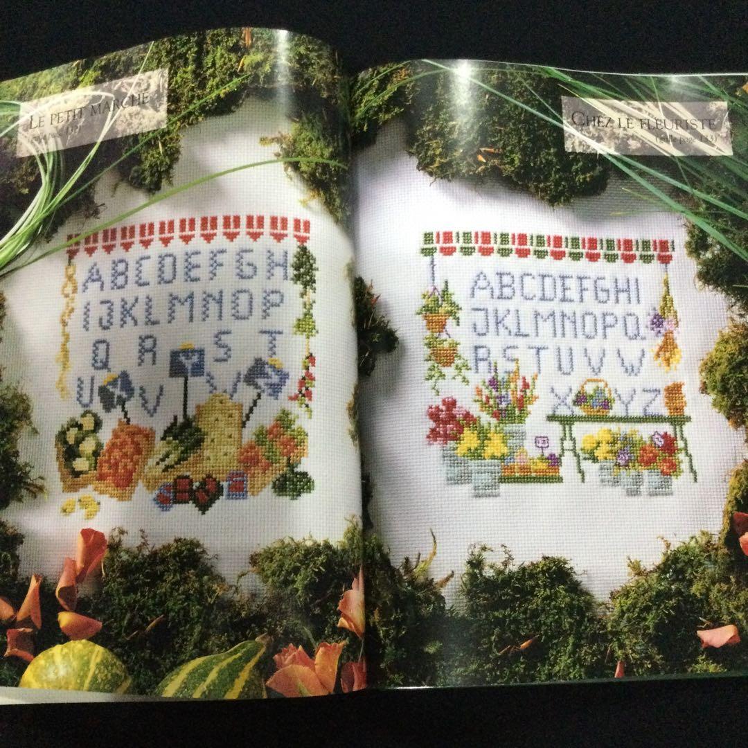 クロスステッチ　洋書　フランス語　刺繍　アルファベット　刺しゅう　図案集　作品集