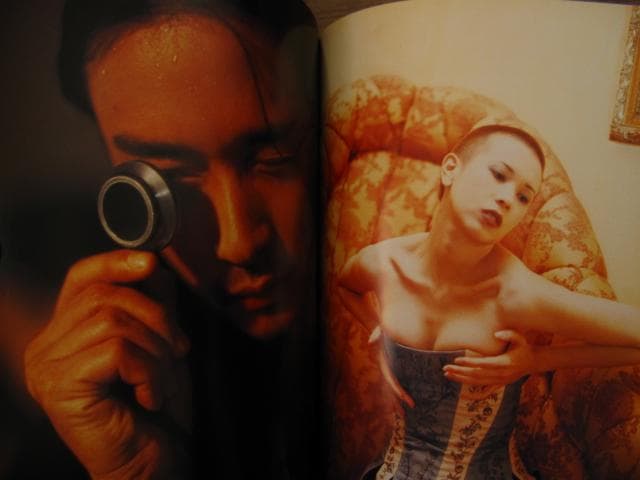 BACKLIT BY THE MOON　Christopher Doyle