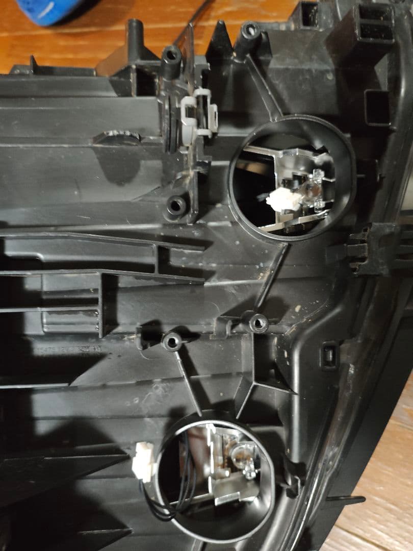  ヘッドライト　左