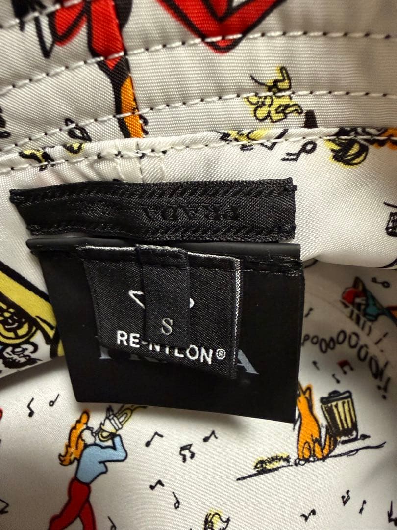 PRADA ブラック バケットハット 保存袋付き