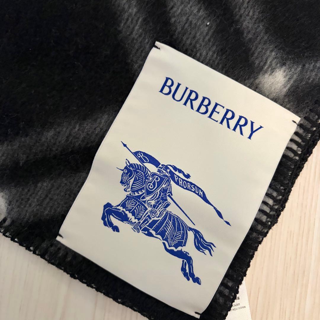 新品　Burberryクラシック チェック カシミア スカーフマフラー男女兼用