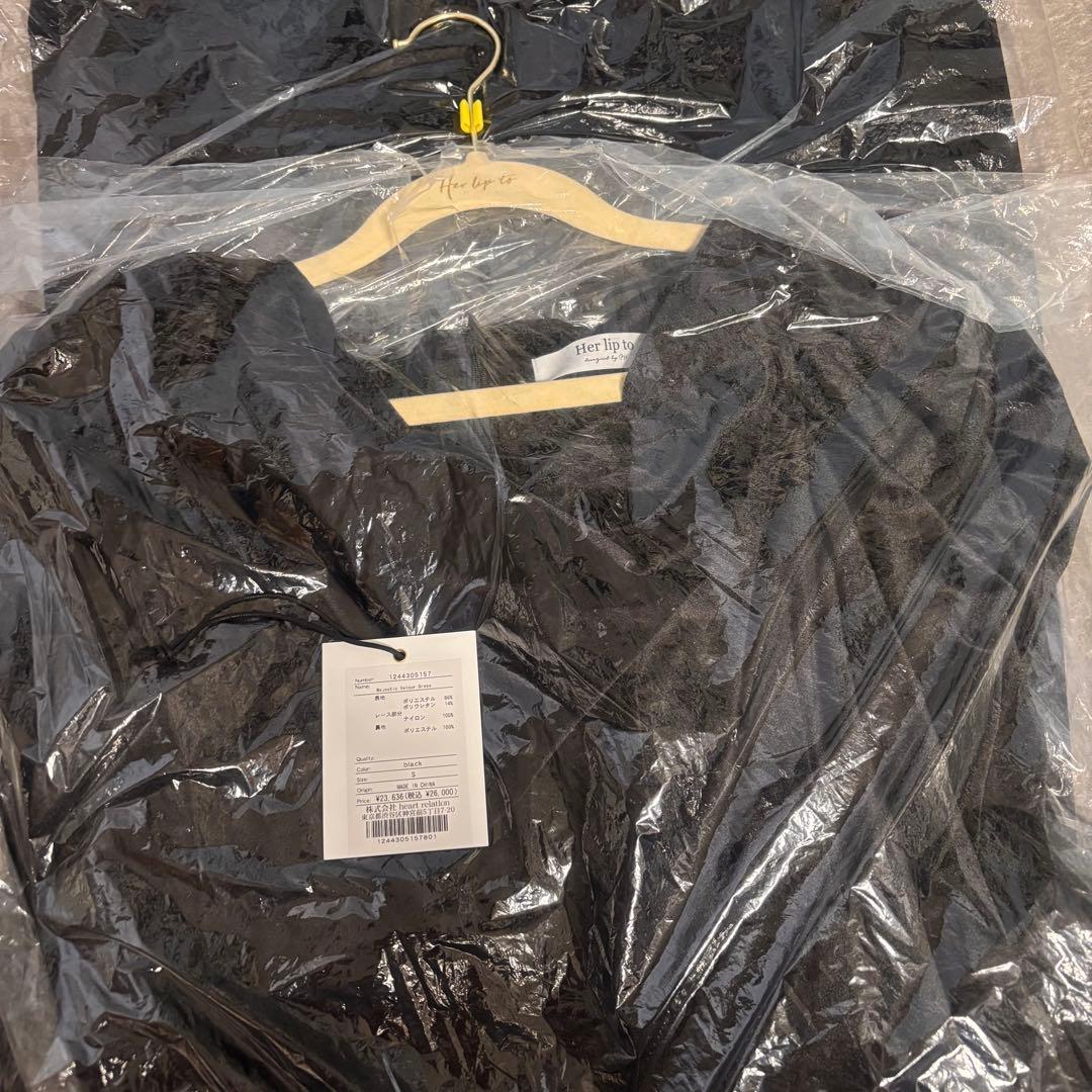 ワンピース herlipto Majestic Velour Dress black