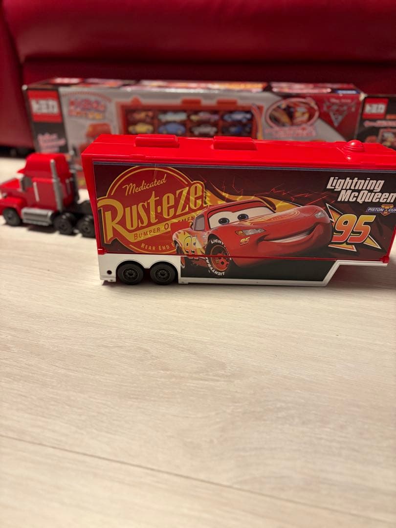 たくさんのせよう！大きなマック(カーズ3タイプ) カーズトミカ 24台収納