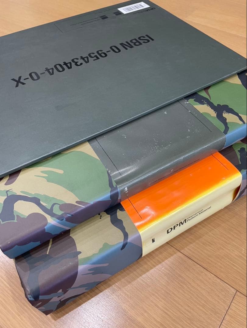 DPM maharishi 迷彩　アートブック