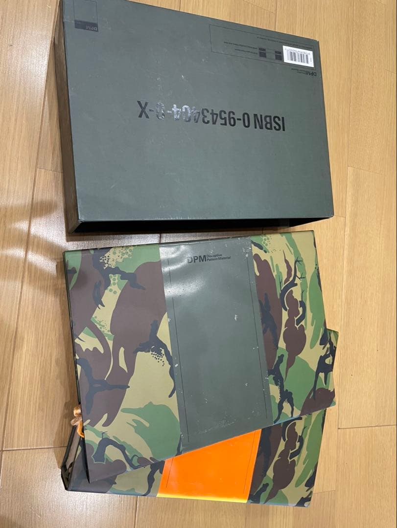 DPM maharishi 迷彩　アートブック