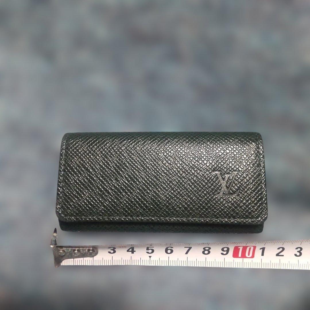 未使用品　ルイヴィトンタイガ　4連キーケース