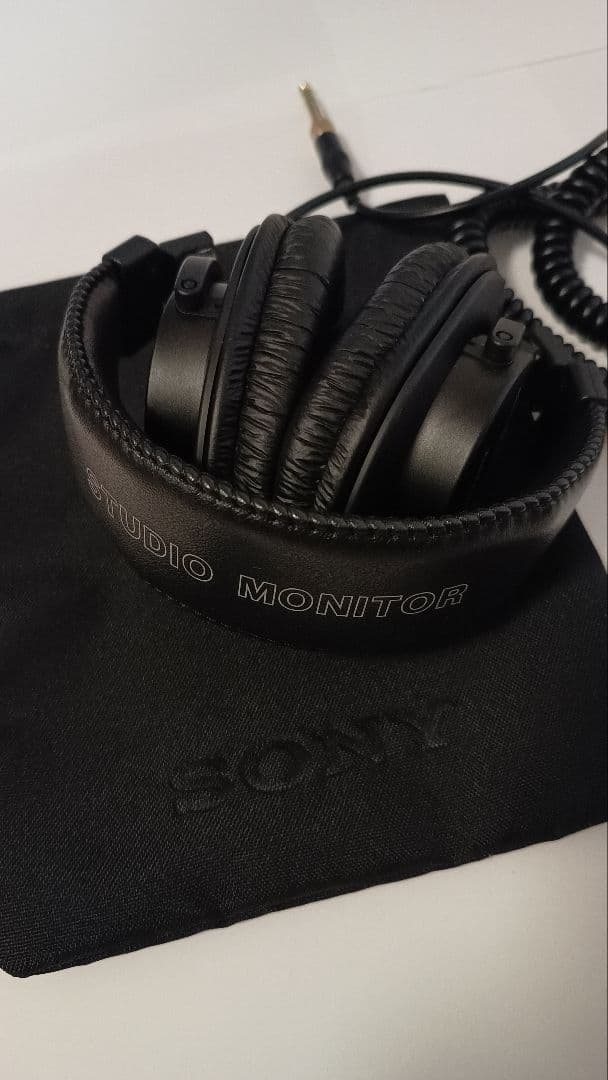 ヘッドホン SONY STUDIO MONITOR MDR-7506