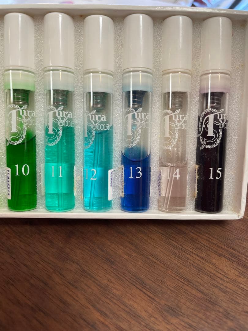 【オーラソーマ】ポマンダー（15本）　& クイントエッセンス（15本）セット