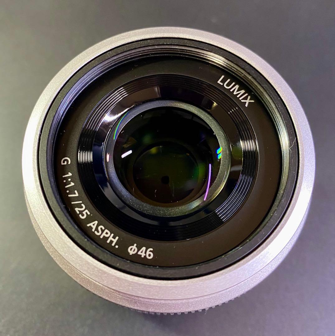 LUMIX 25mm F1.7 シルバー　H-H025