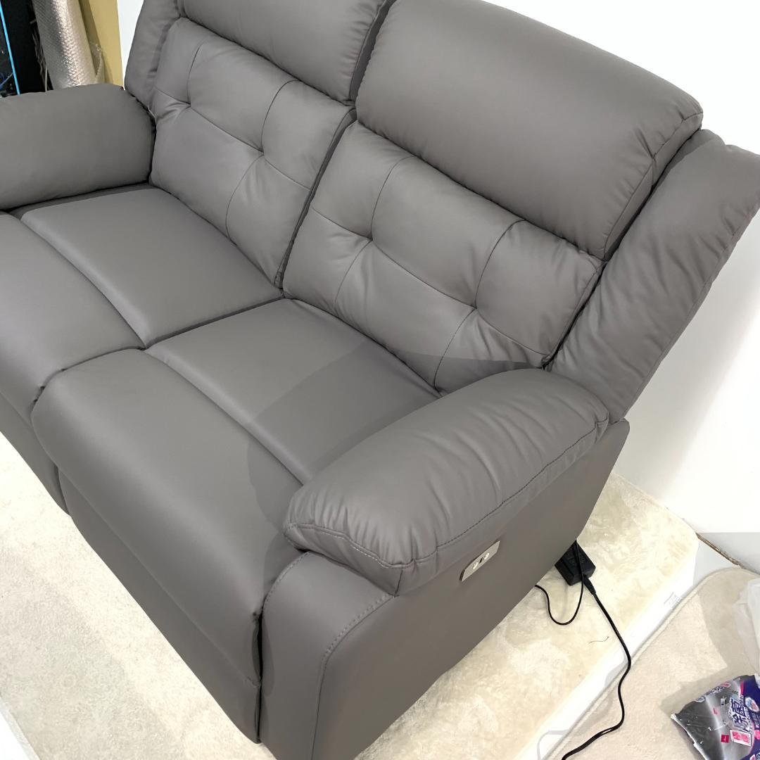 訳あり新品　リクライニングソファ 2人掛け 電動ソファー　546+547