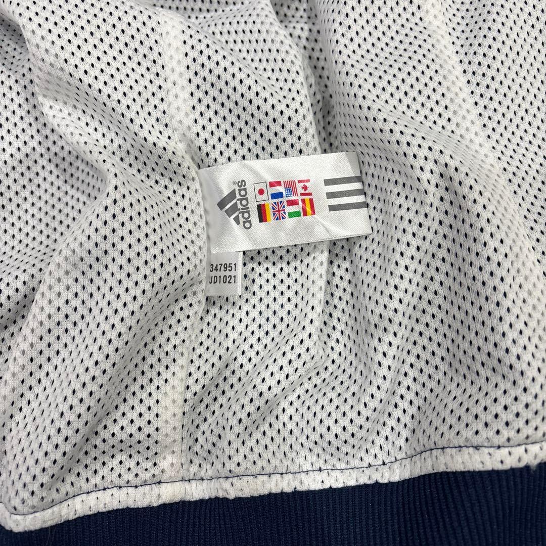 アディダスadidas　チェルシー　ナイロンジャケット