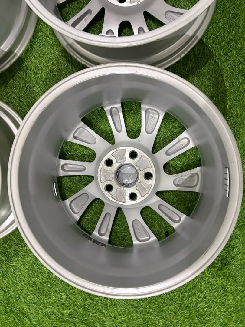 超美品 トヨタ純正 カムリ 70系 後期 アルミホイール 17インチ 4本セット