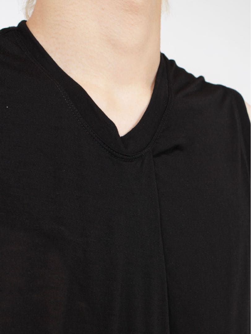 最終値下げ‼️24PS JULIUS ドレープスリーブレスロングトップ ユリウス