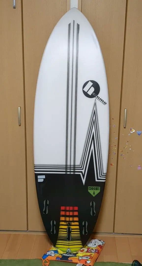 ハモサーフボード　ポケットロケット5'6