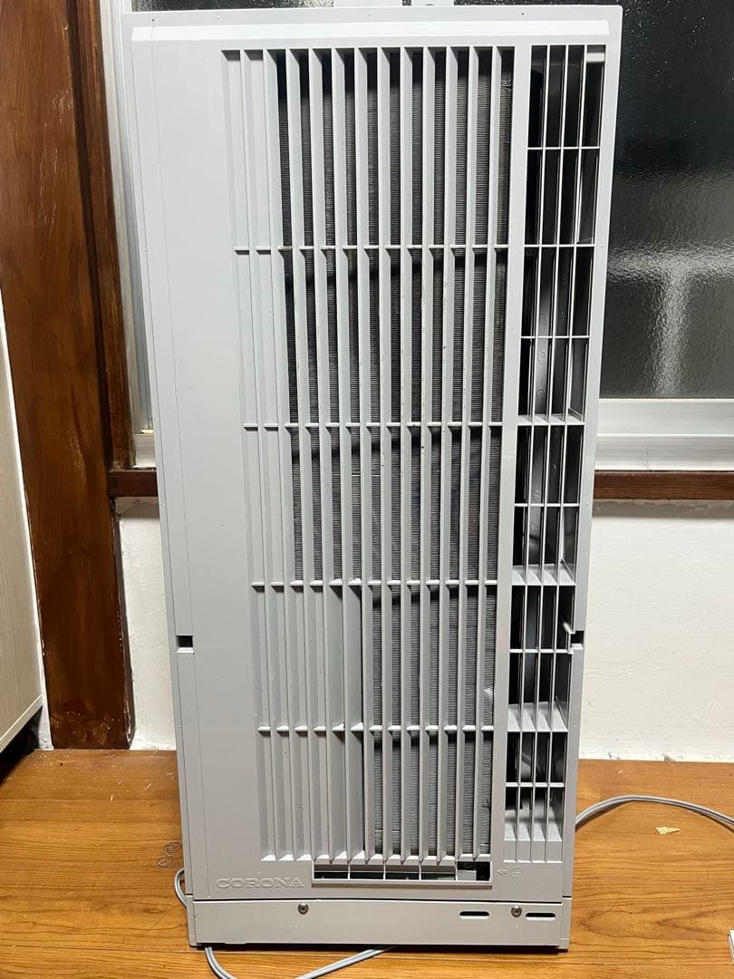 [FOODOGS(中古DE50放出して〼) さま専用】CORONA窓用エアコン
