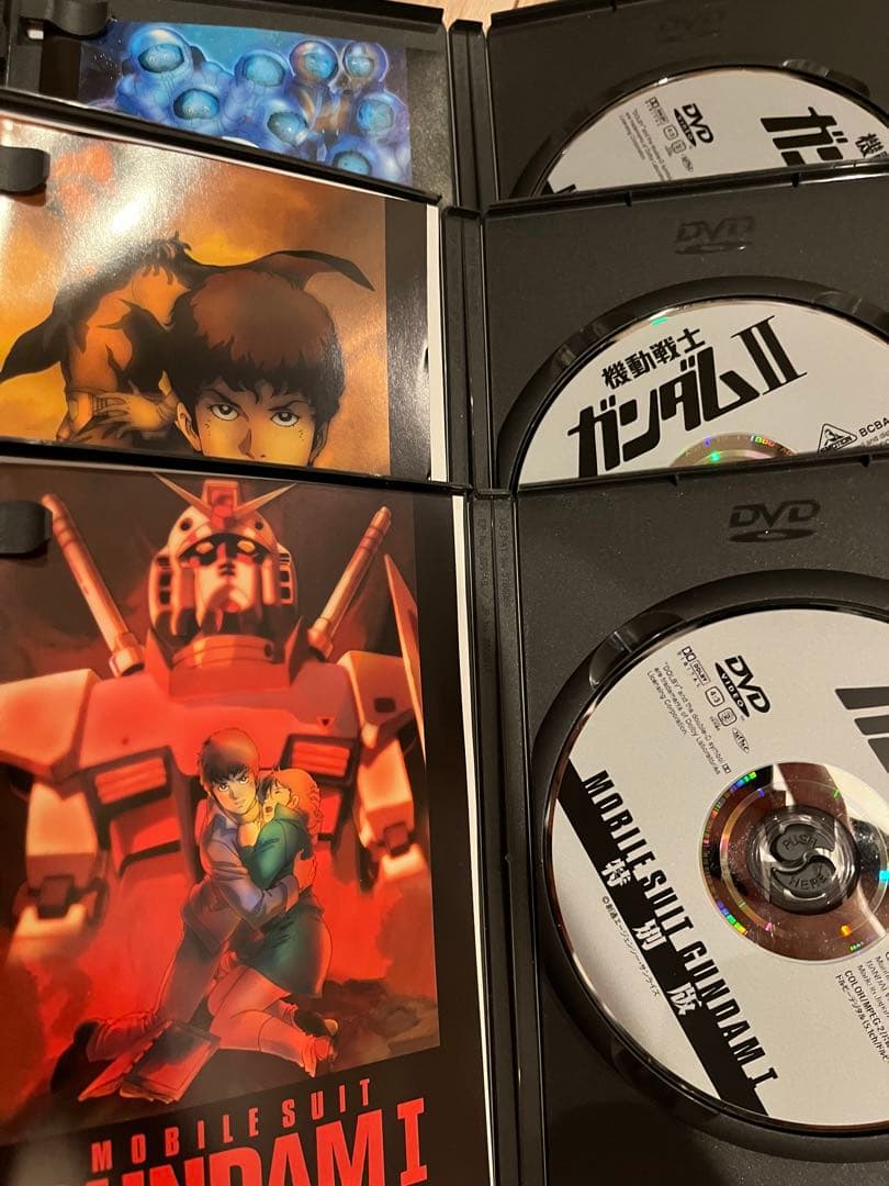 機動戦士ガンダム + Zガンダム zzガンダム dvd セット　セル版