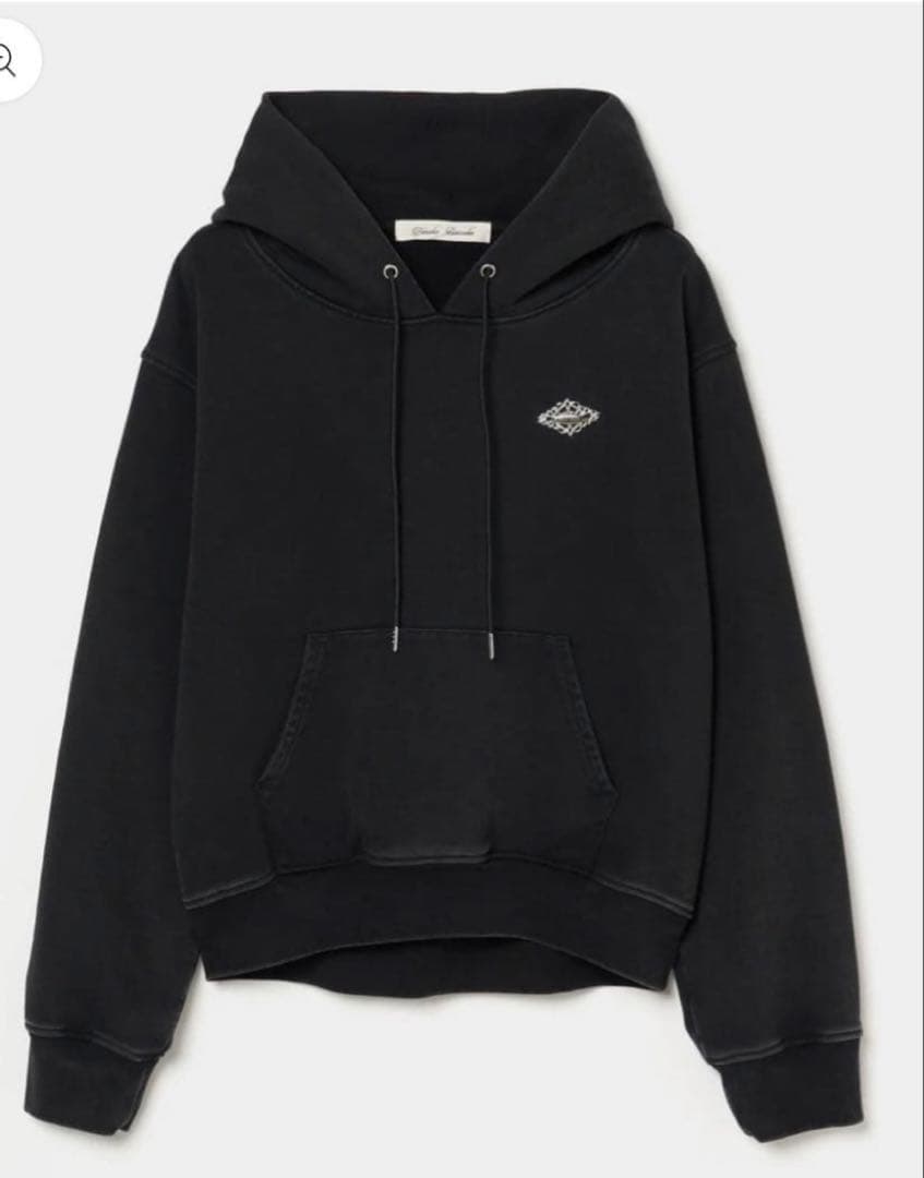 タナカダイスケ　bijou tiara hoodie Black