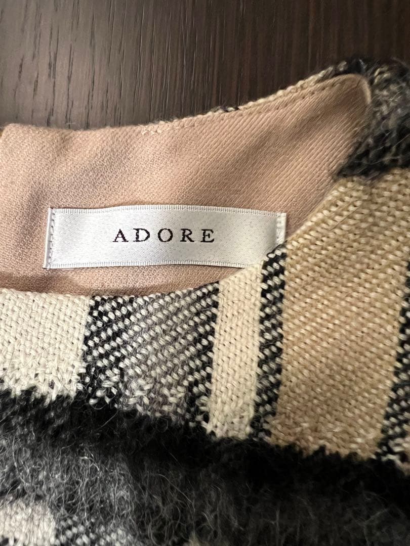 ADORE シャギーチェックノースリーブワンピース