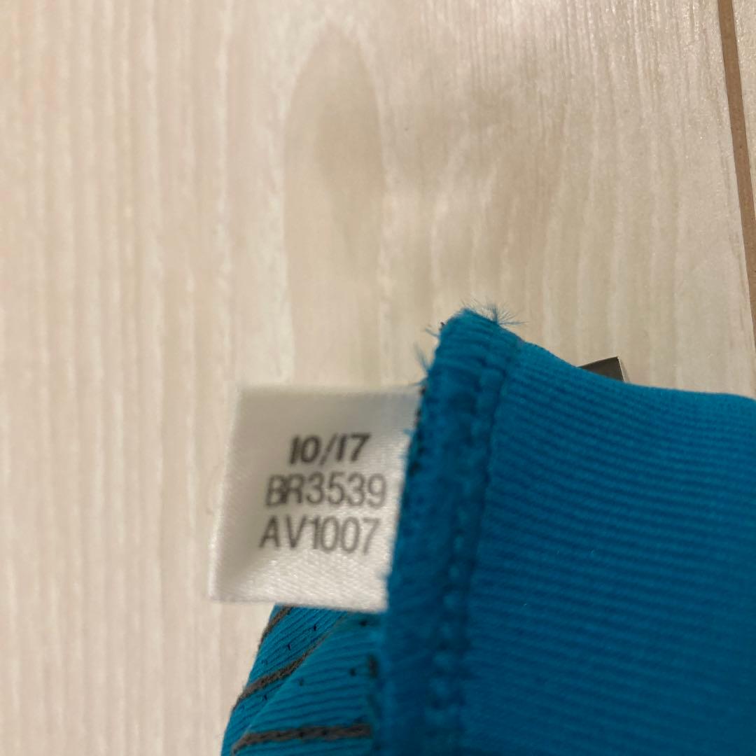 セルヒオラモスネーム入り　17/18 レアル・マドリードサードユニフォーム