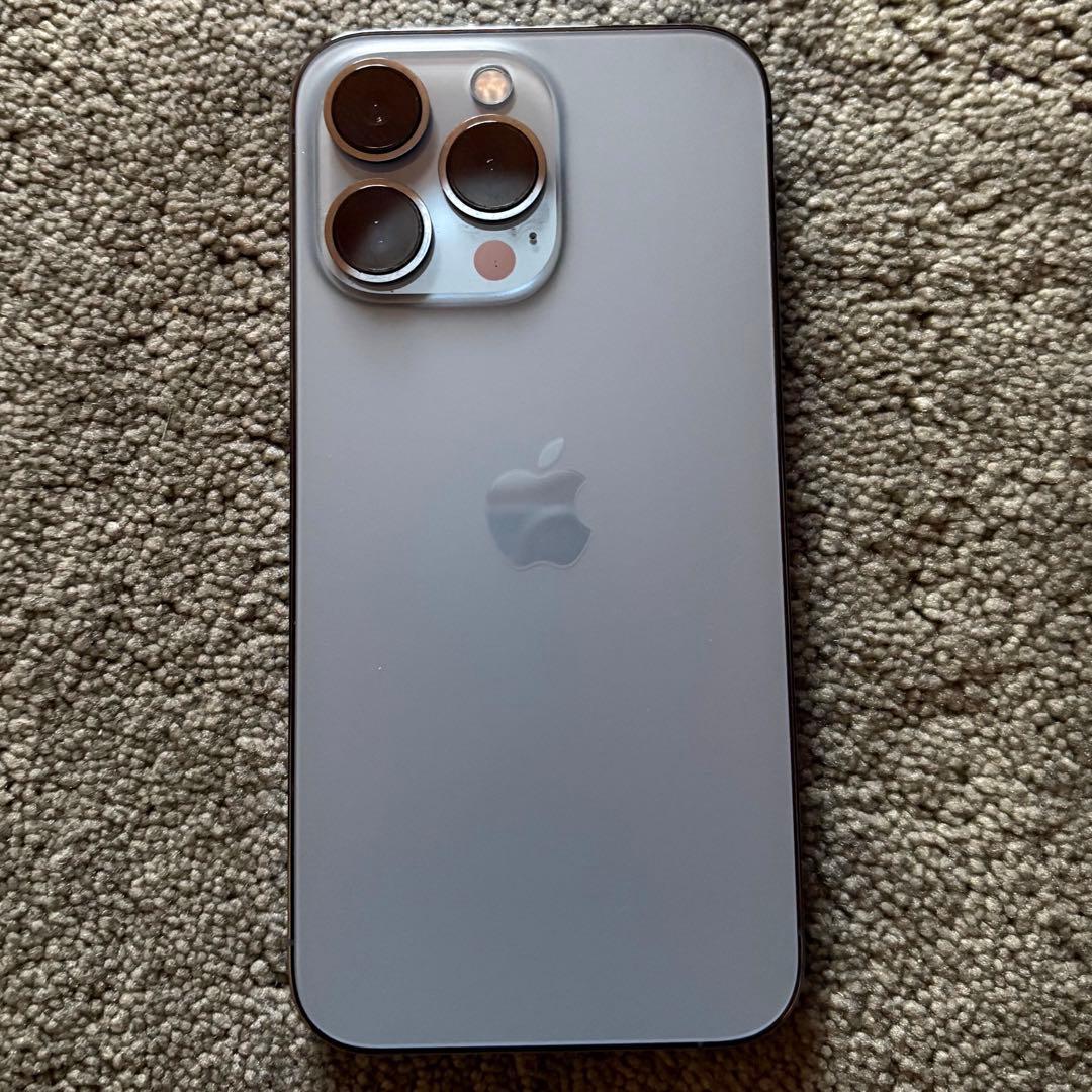 車のパーツ　iPhone 13 Pro 256G 美品　SIMフリー