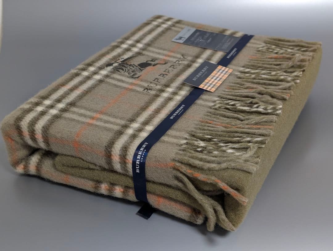 BURBERRY ウールチェックひざ掛け 75×130cm