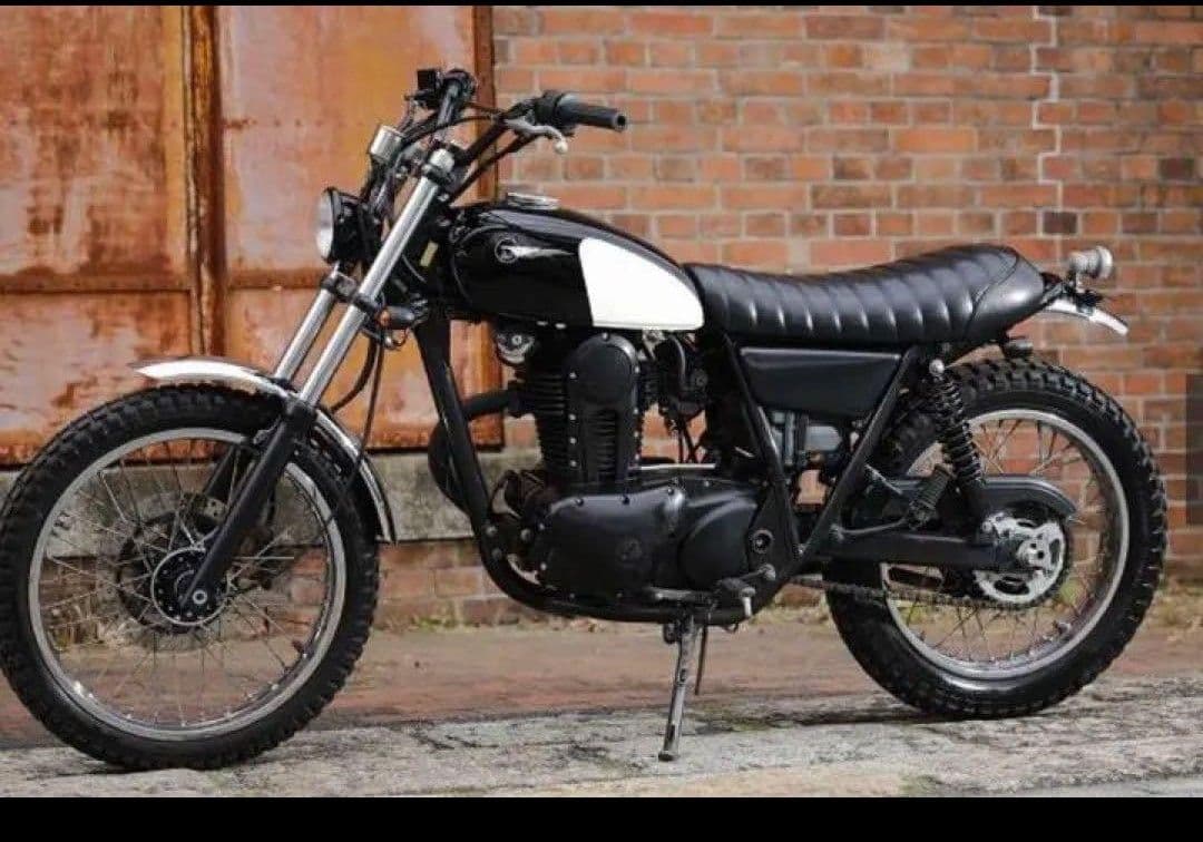 カワサキTR用フロントフェンダー