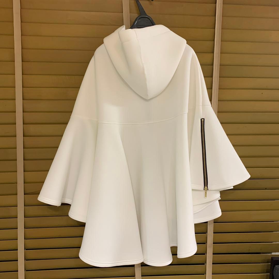 Y*U様 ヤマダヤ　未使用　フェンネル ポンチョコート