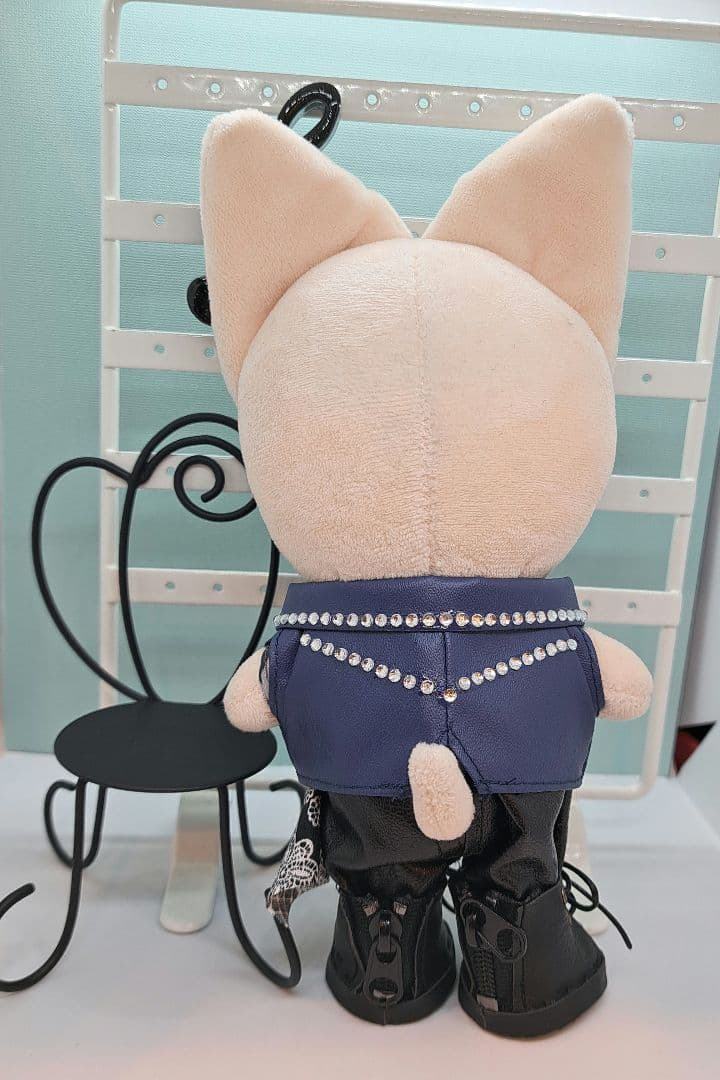 merryページ　SKZOOMINI ぬい服