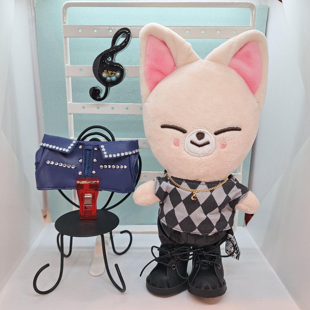 merryページ　SKZOOMINI ぬい服