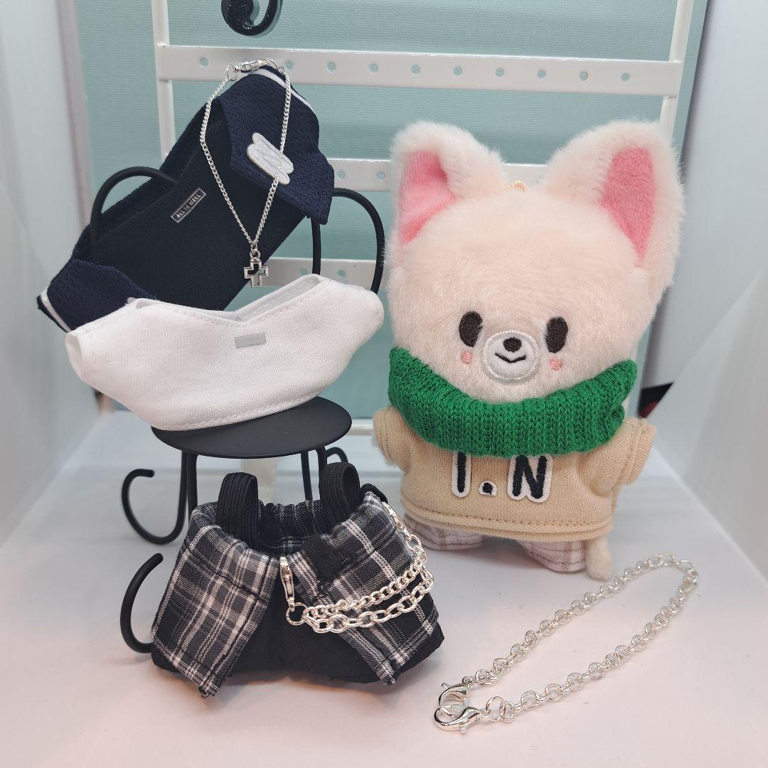 merryページ　SKZOOMINI ぬい服