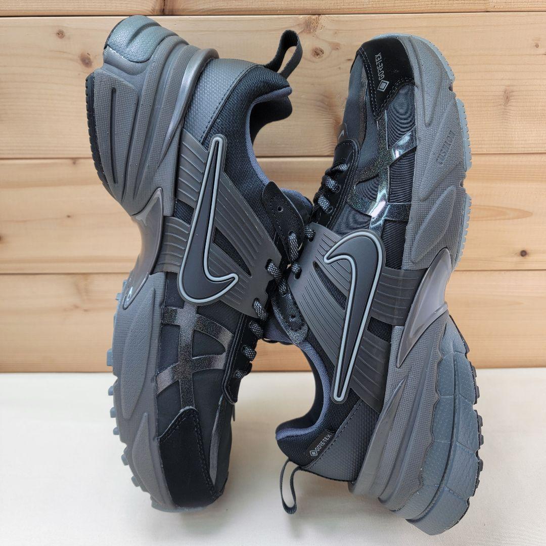 ナイキ ウィメンズ V2Kラン ゴアテックス ブラック 24cm