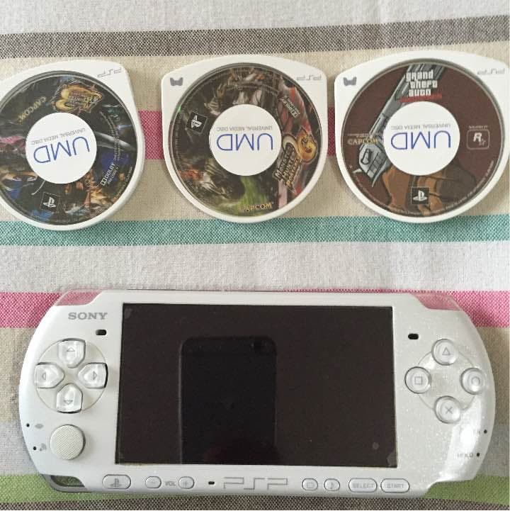psp 3000 美品 値段交渉可能
